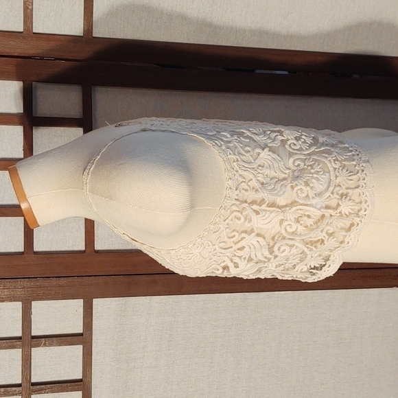 Maitai Floral Embroidery Sheer Crop Top Sz S - Picture 4 of 10